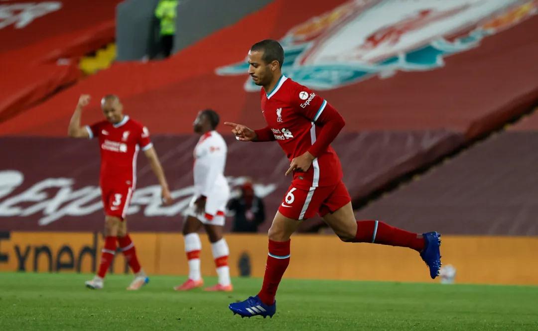 يورغن كلوب يعترف بصعوبة تعاقد ليفربول مع جود بيلينغهام